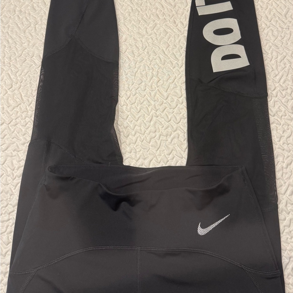 Black leggings. Size M. - Picture 5 of 12